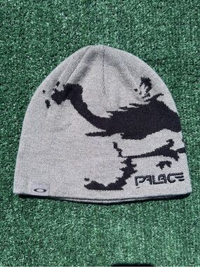 Palace x Oakley beanie